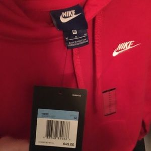 BRAND NEW never worn Nike Sweathsirt.